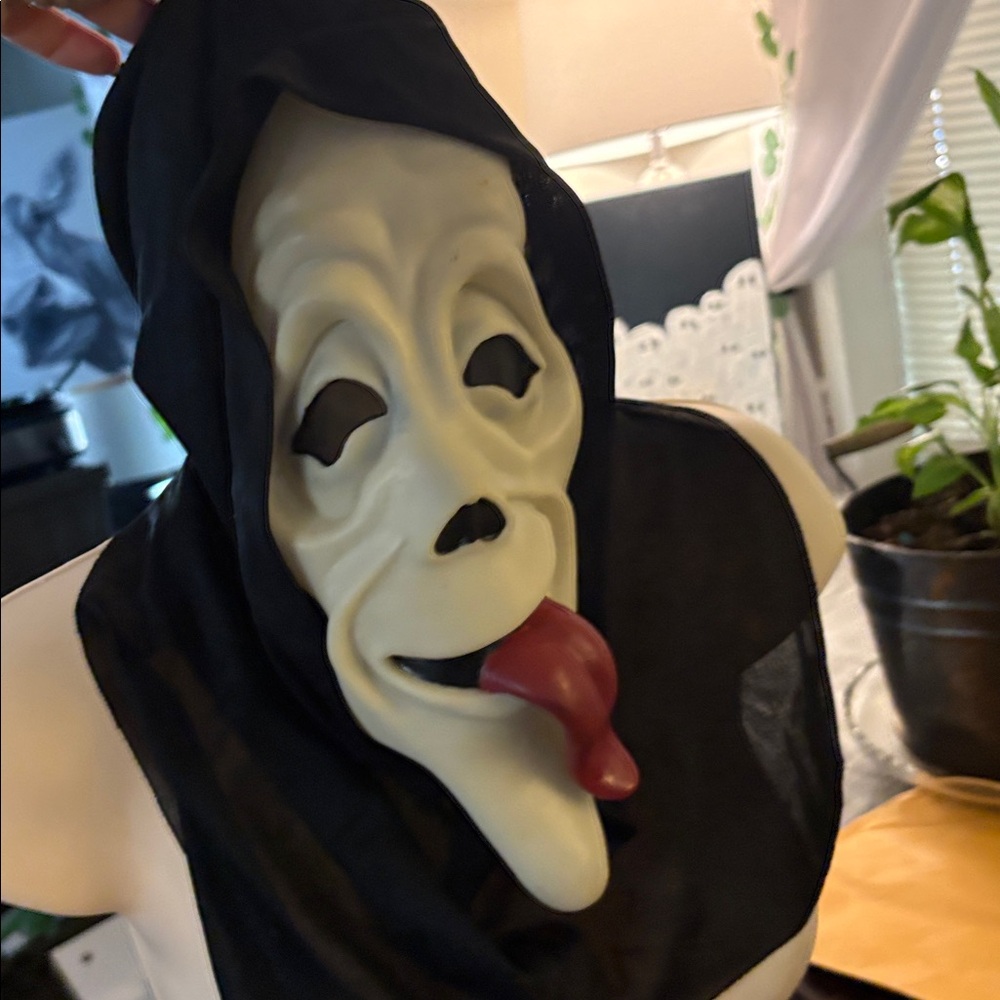 Vintage 90s Easter unlimited scream parody wassup mask